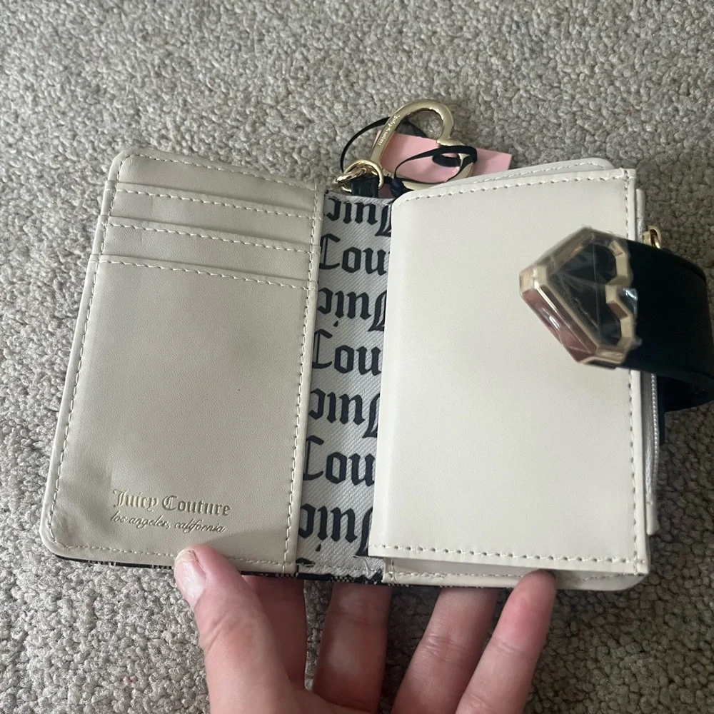 Juicy Couture Wallet - Picture 9 of 10
